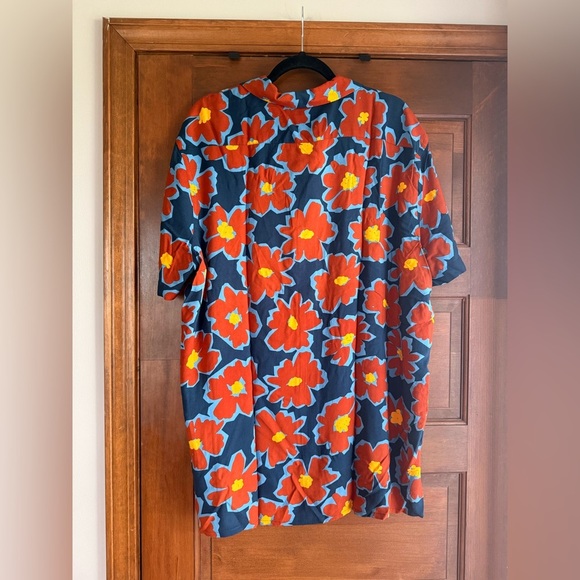 Express Men’s Graphic Floral Button Down Short Sleeve Shirt - Picture 4 of 6